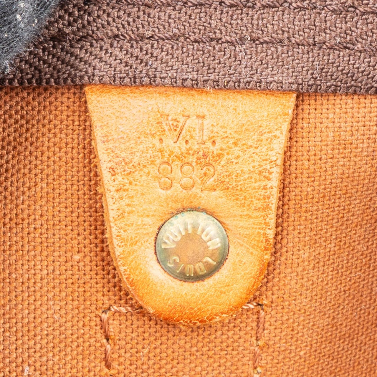 Louis Vuitton Monogram Canvas Keepall 60 Bandoulière Travel Bag Bruin