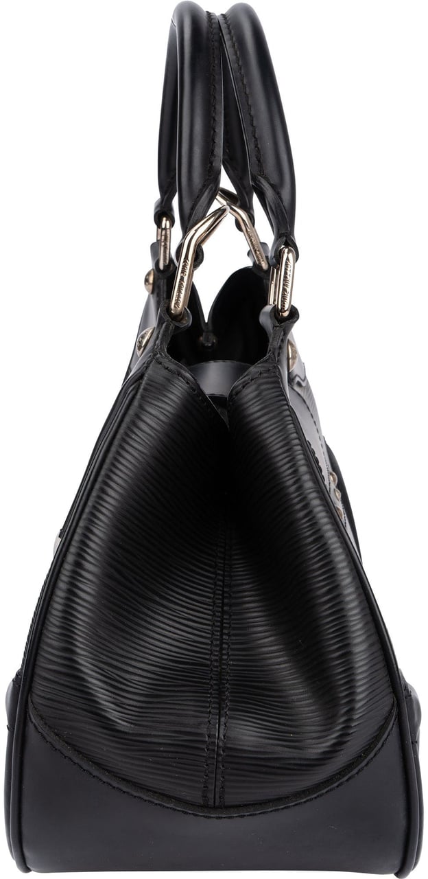 Louis Vuitton Noir Epi Leather Montaigne BB Handbag Zwart