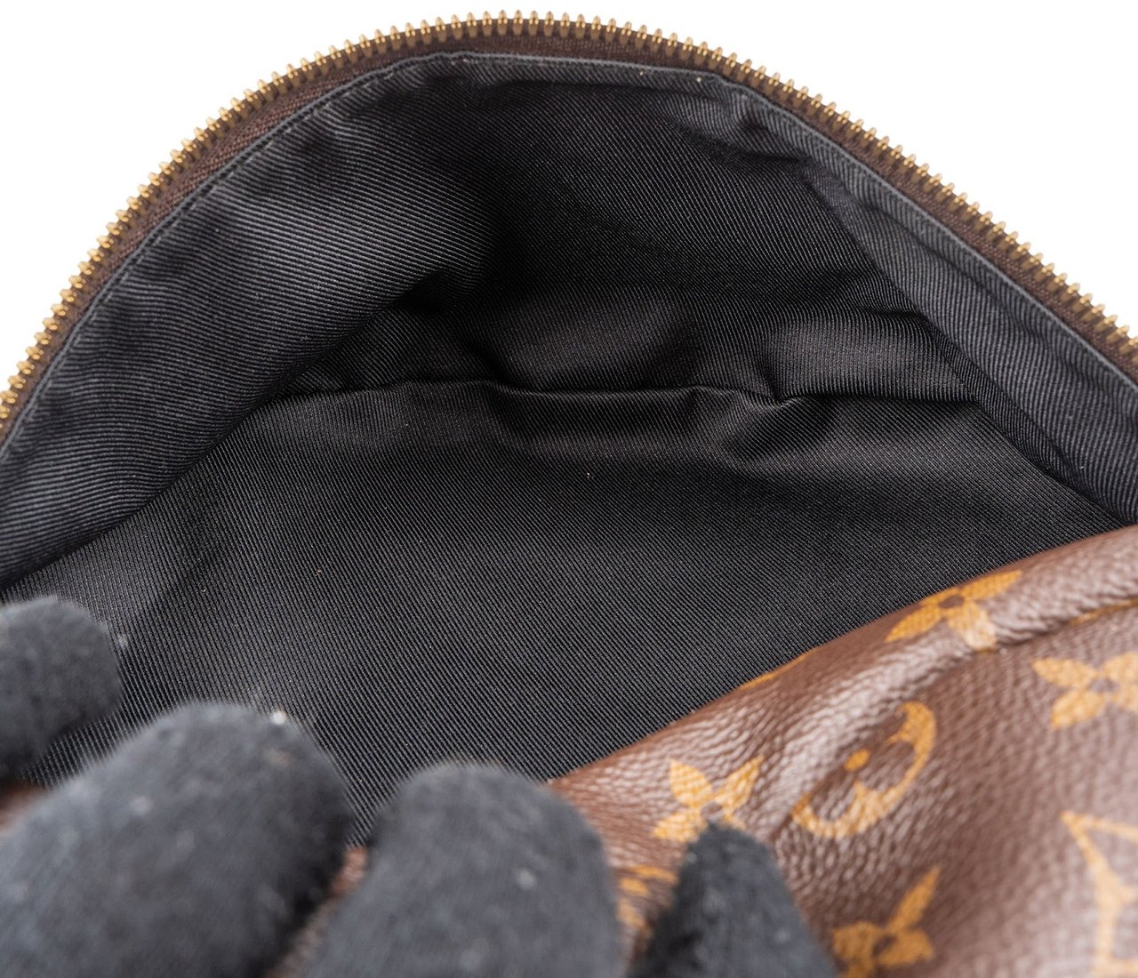 Louis Vuitton Monogram Canvas Bumbag Crossbody Bag Bruin