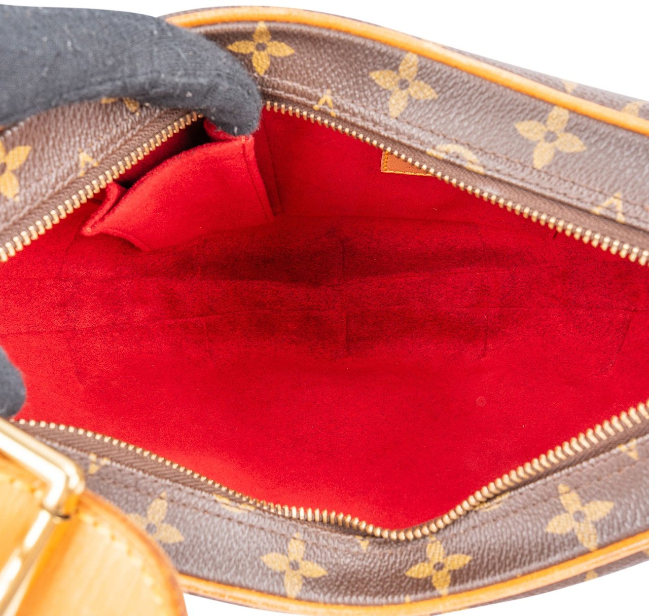 Louis Vuitton Monogram Canvas Croissant MM Shoulder Bag Bruin