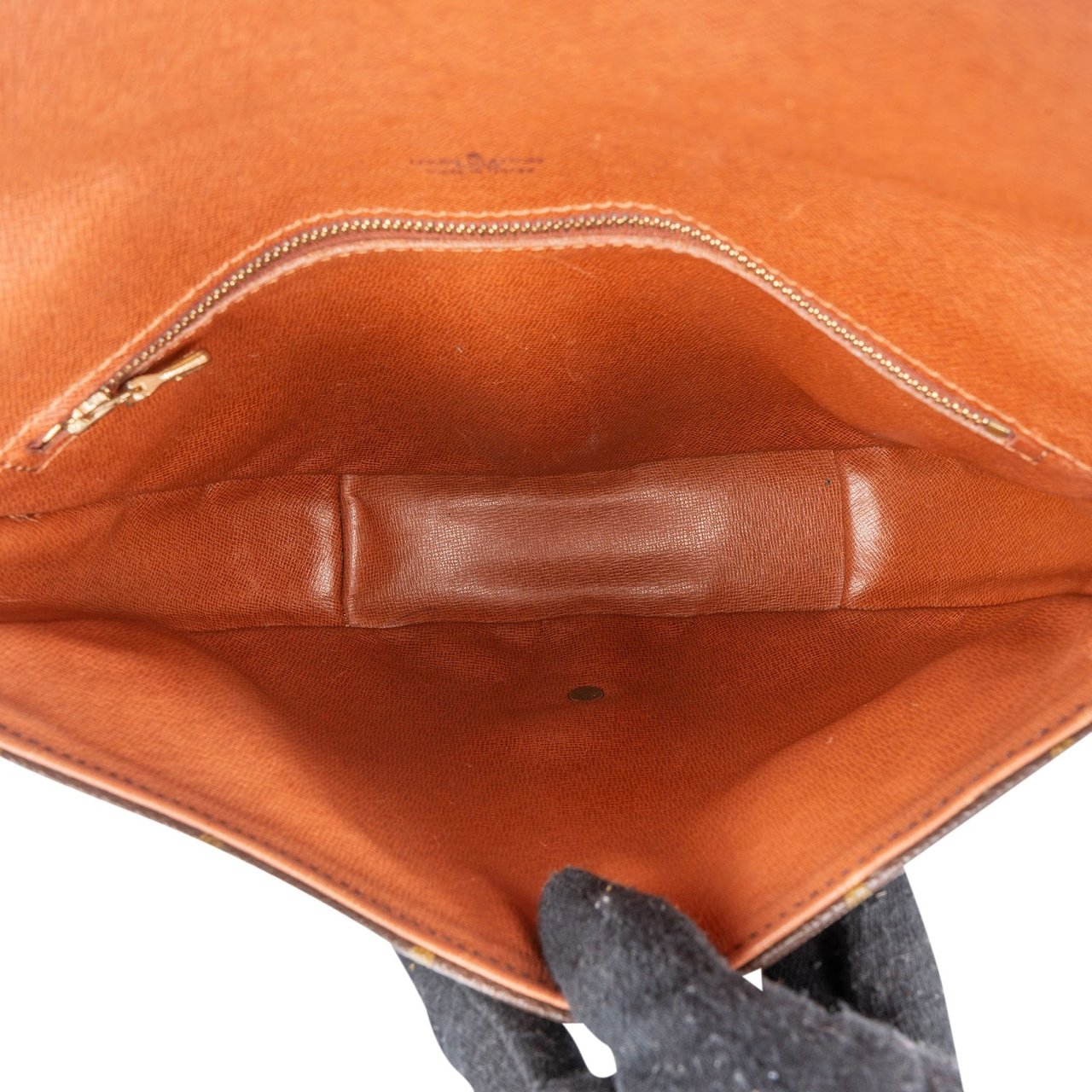 Louis Vuitton Monogram Canvas Chantilly GM Crossbody Bag Bruin