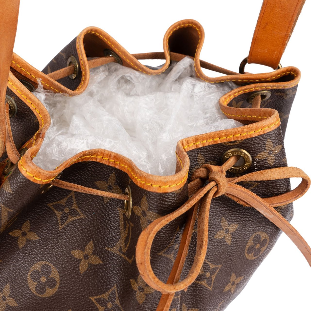 Louis Vuitton Monogram Canvas Sac Noé Petit Shoulder Bag Bruin