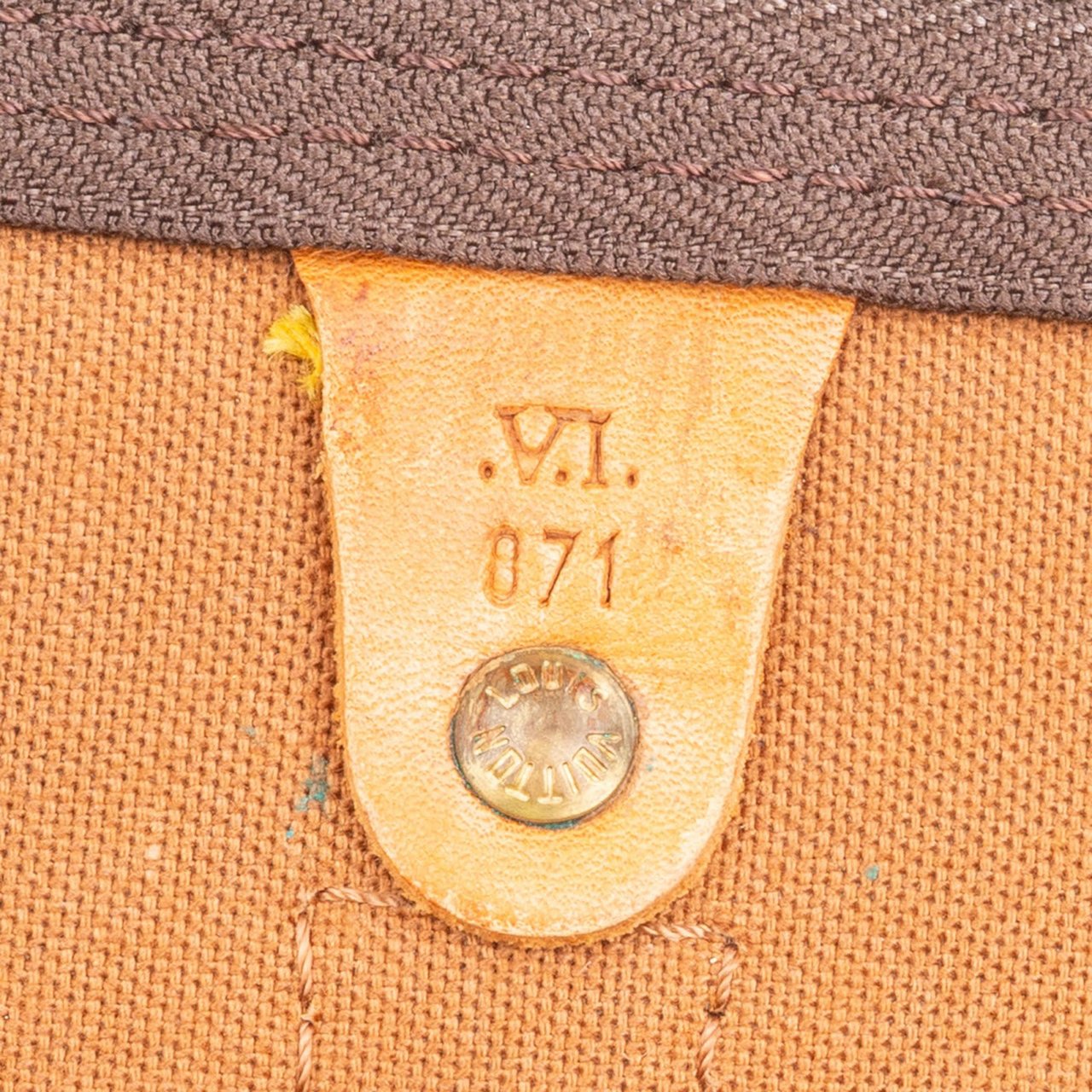 Louis Vuitton Monogram Canvas Keepall 60 Bandoulière Travel Bag Bruin