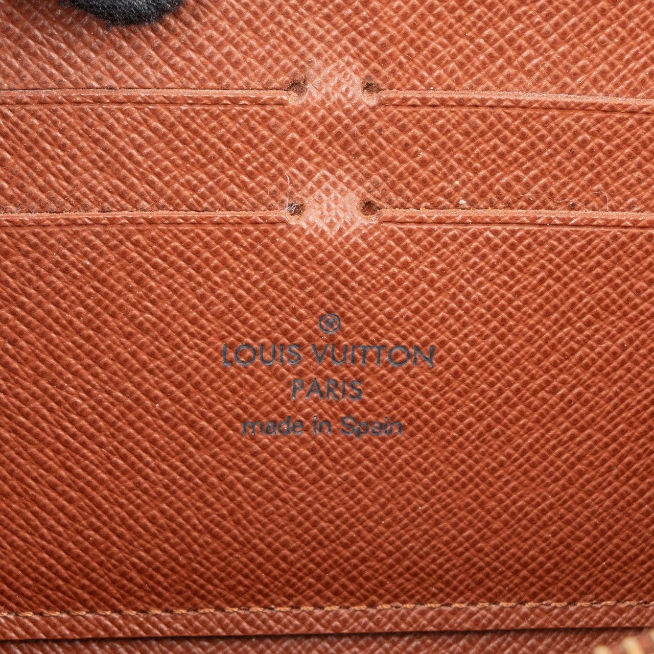 Louis Vuitton Monogram Canvas Zippy Wallet Bruin