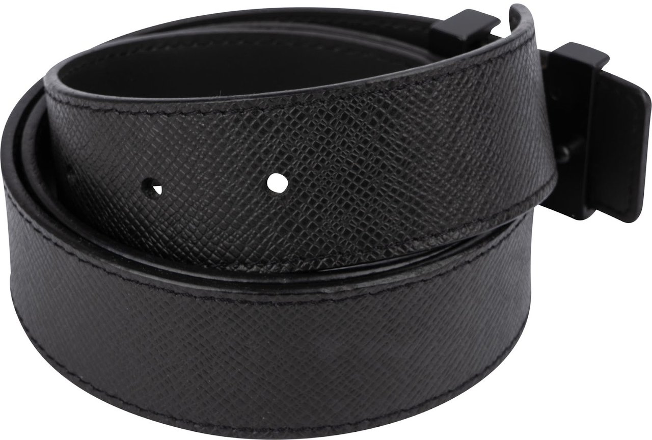 Louis Vuitton Black Taiga Leather LV Initiales Belt (85 / 34) M0001 Zwart
