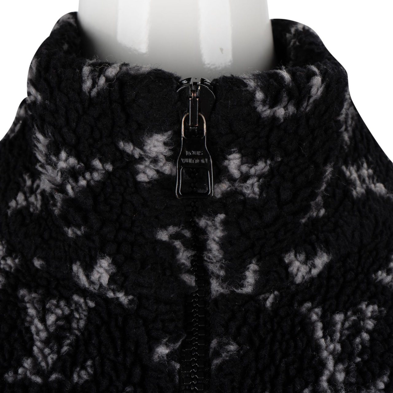 Louis Vuitton Monogram Fleece Teddy Zip Jacket (L) Zwart