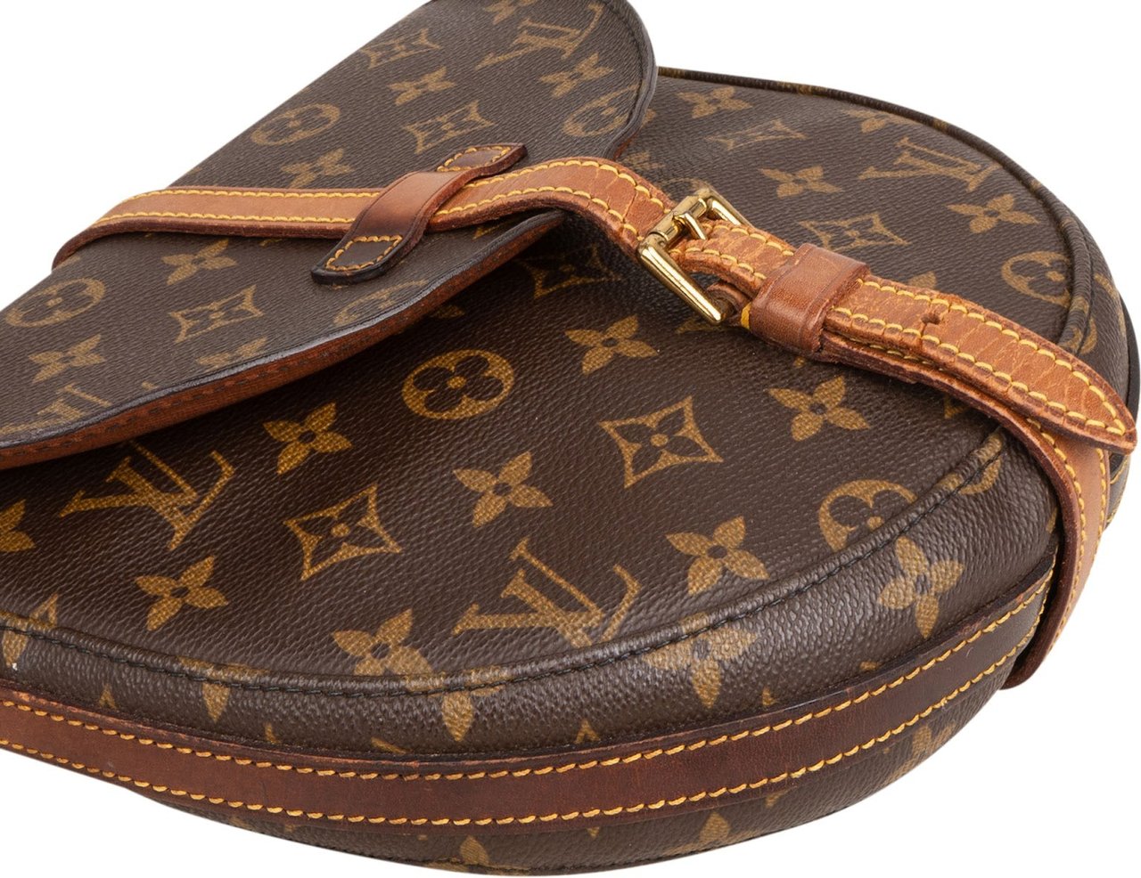 Louis Vuitton Monogram Canvas Chantilly MM Crossbody Bag Bruin