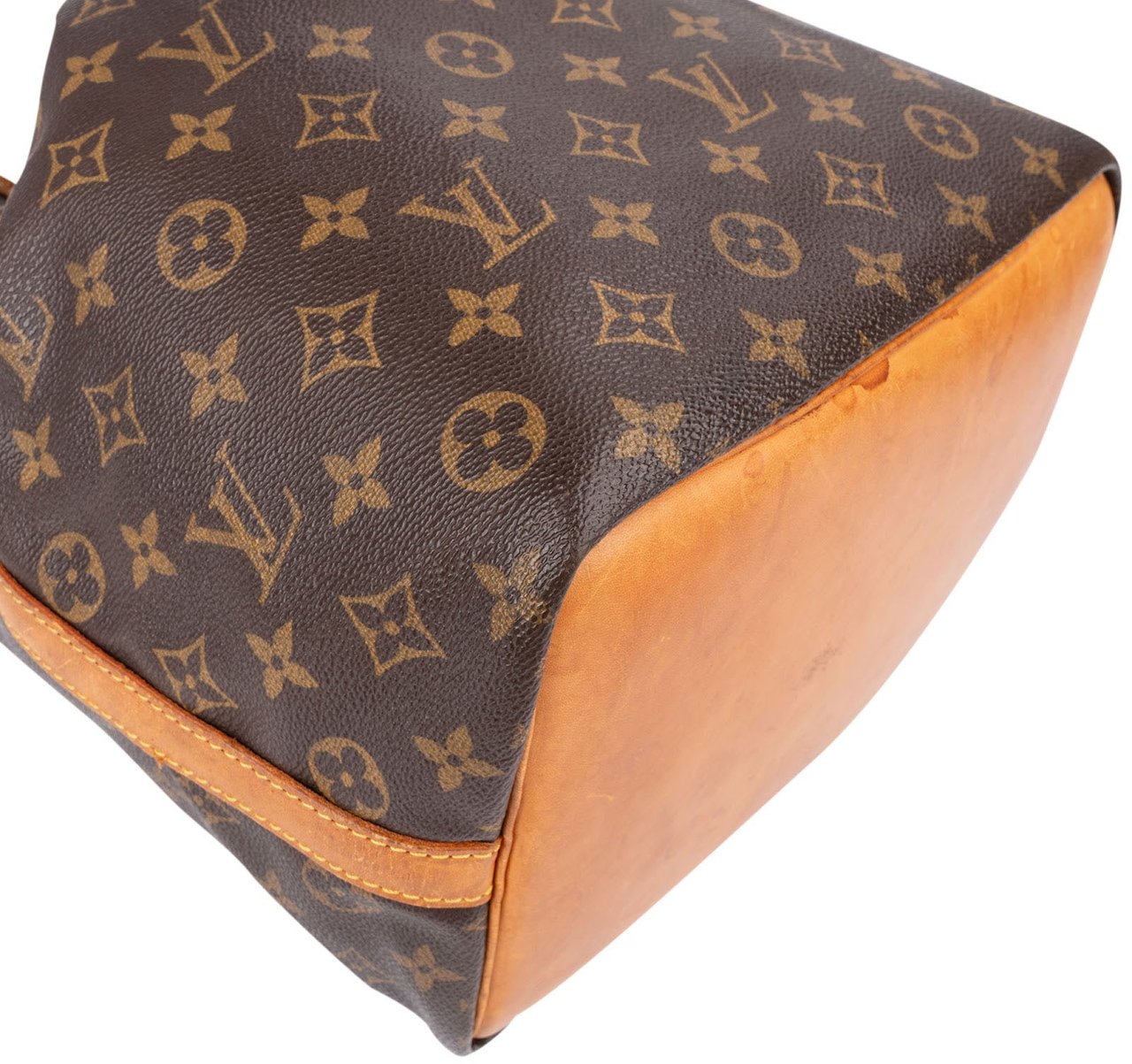 Louis Vuitton Monogram Canvas Sac Noé Petit Shoulder Bag Bruin