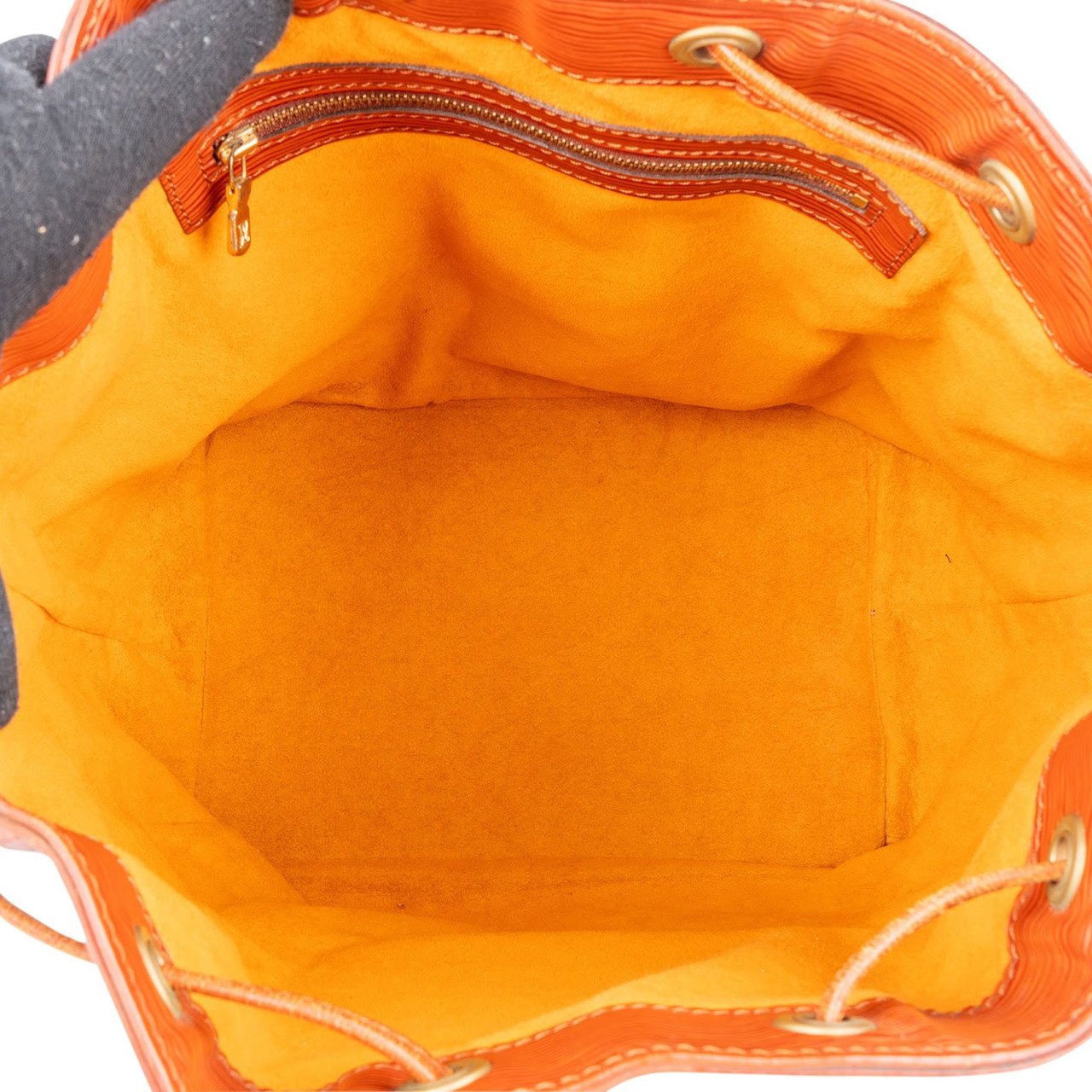 Louis Vuitton Kenyan Brown Epi Leather Sac Noé Petit Shoulder Bag Bruin