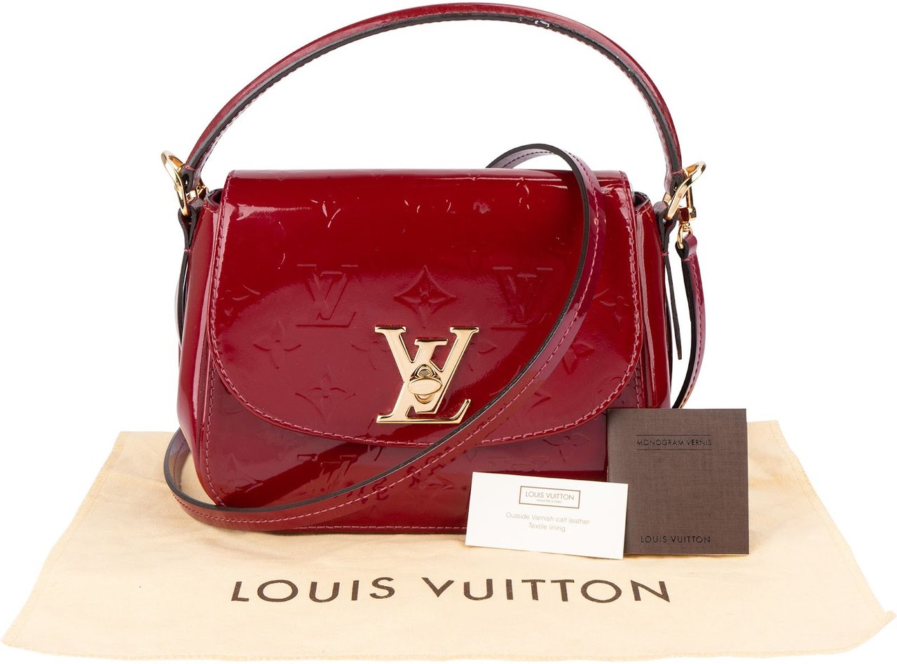 Louis Vuitton Monogram Vernis Leather Pasadena Handbag Rood
