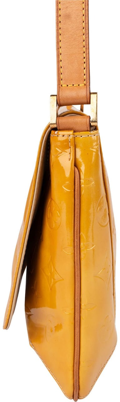 Louis Vuitton Monogram Vernis Leather Thompson Shoulder Bag Geel