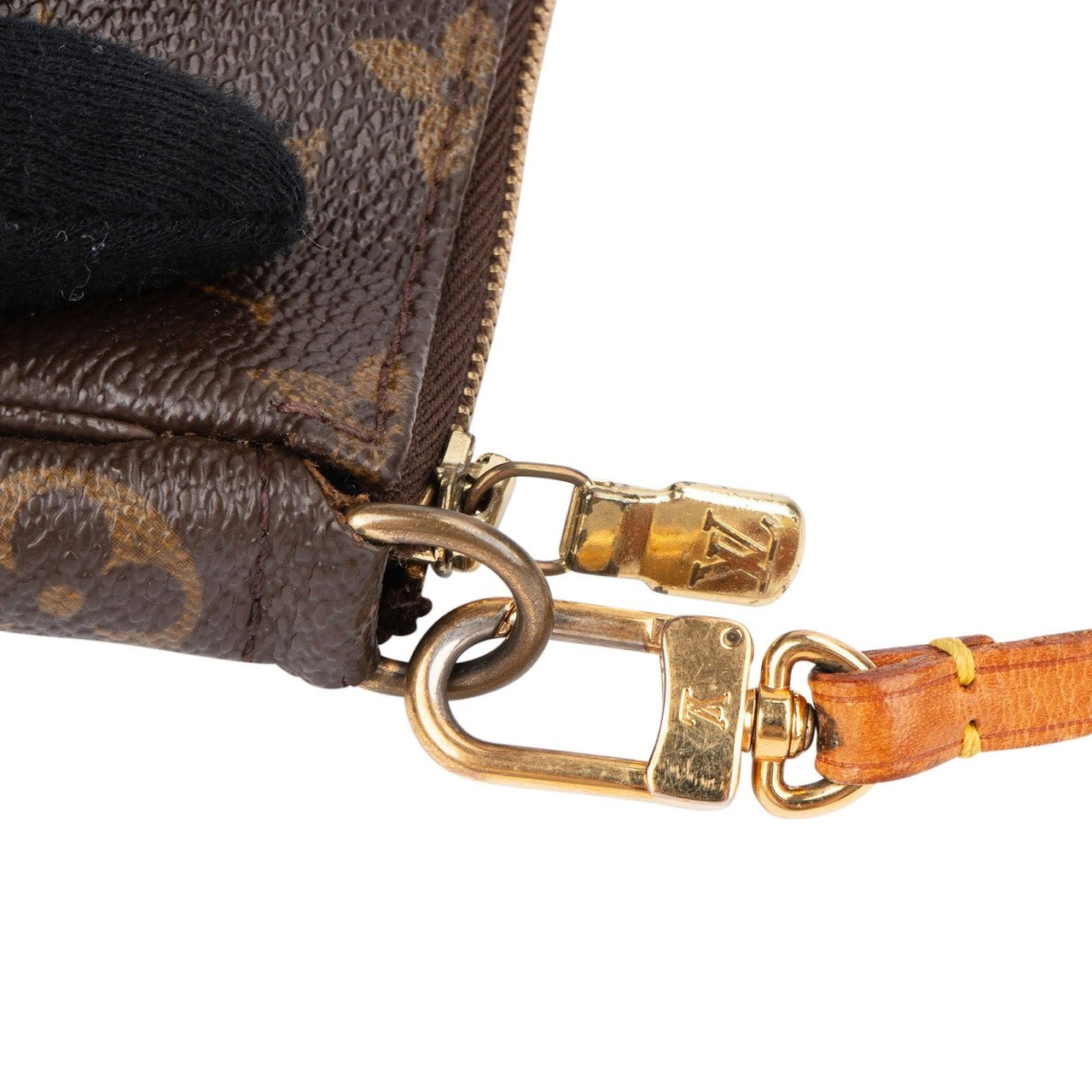 Louis Vuitton Monogram Canvas Pochette Accessoires Handbag Bruin