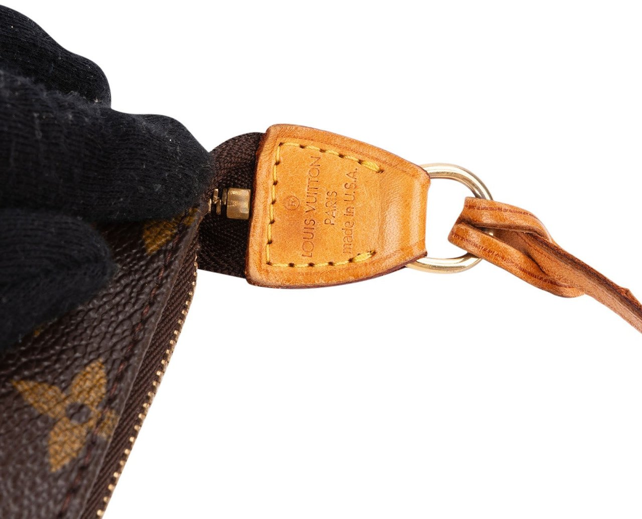 Louis Vuitton Monogram Canvas Pochette Accessoires Handbag Bruin