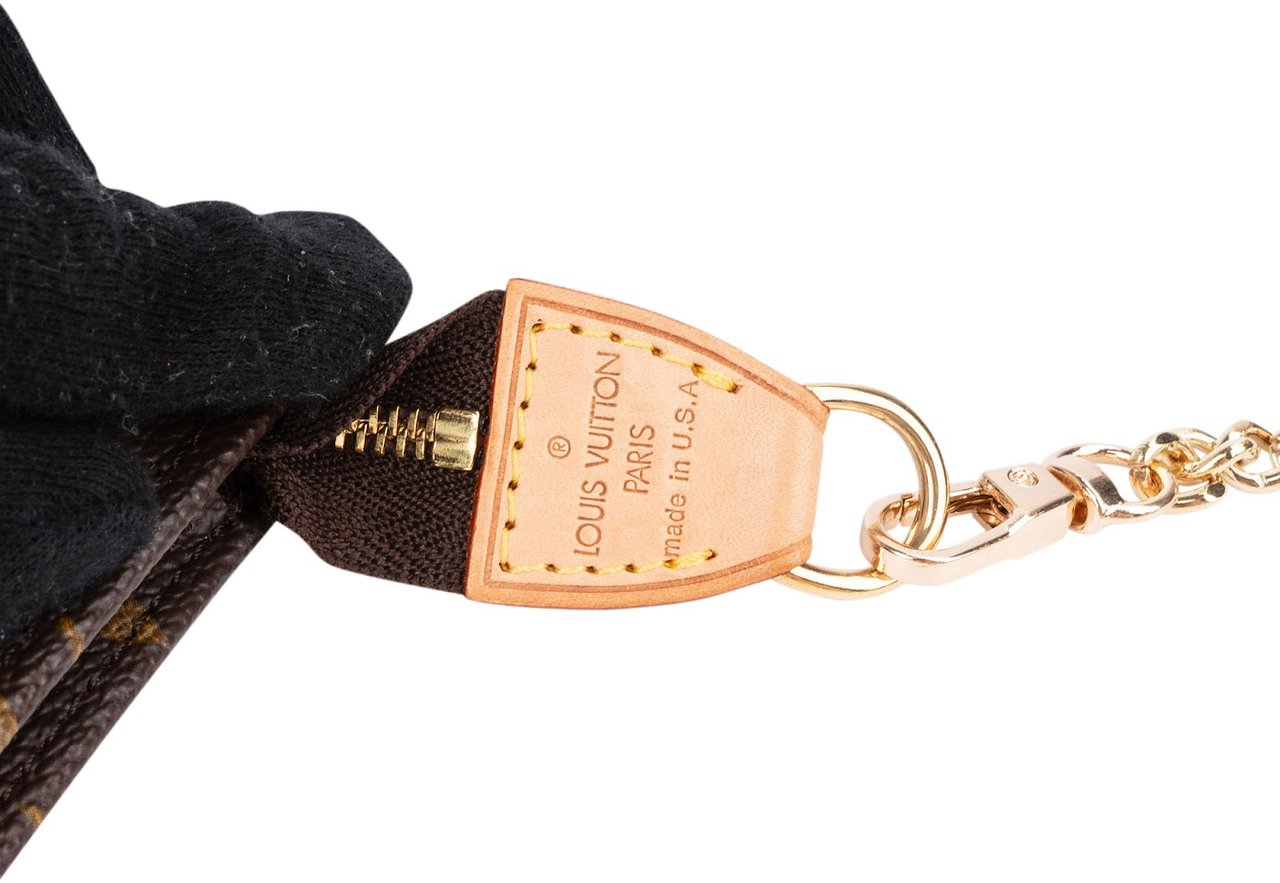 Louis Vuitton Monogram Canvas Bucket Pochette Accessoires Shoulder Bag Bruin