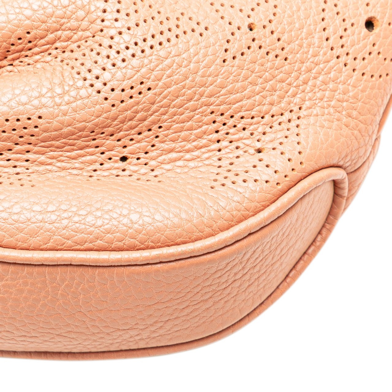 Louis Vuitton Monogram Mahina Selene PM Roze