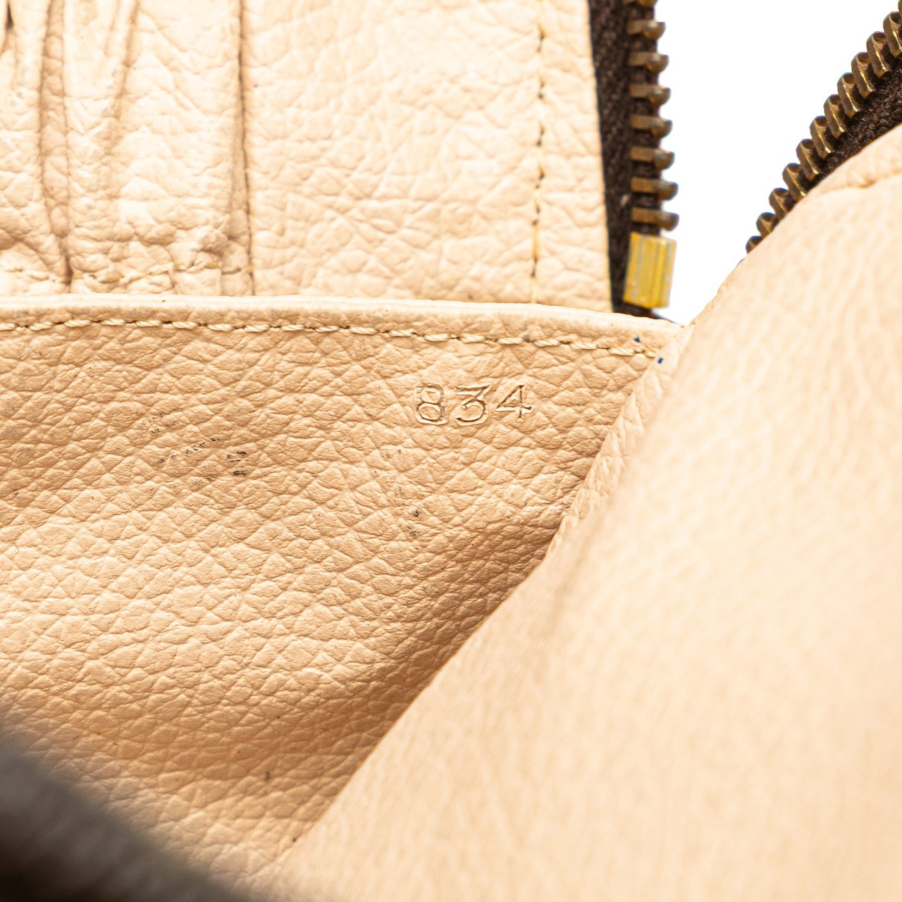 Louis Vuitton Monogram Trousse Toilette 28 Bruin