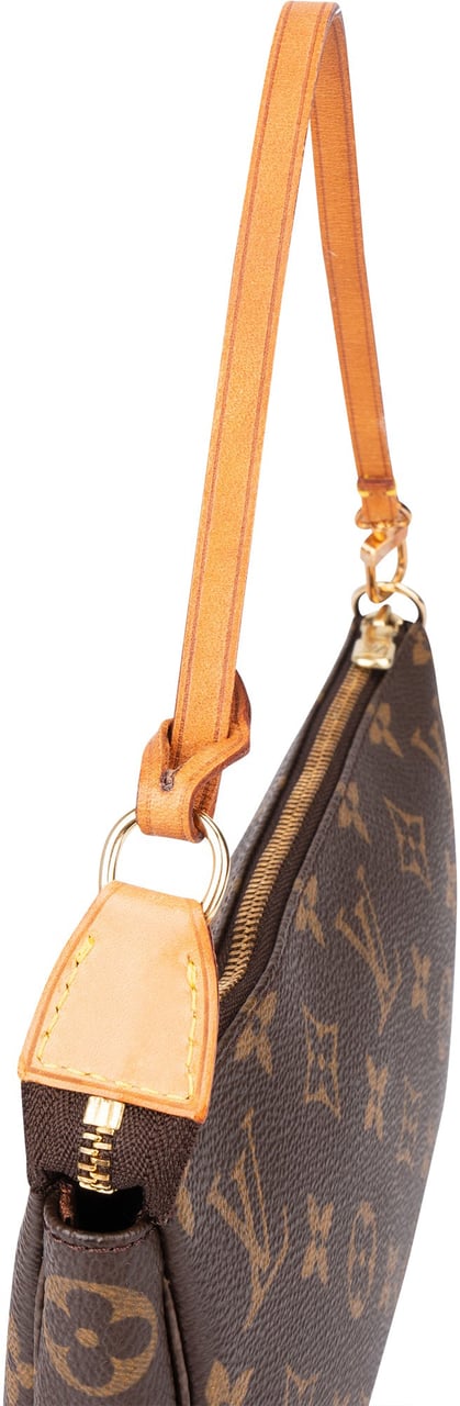 Louis Vuitton Louis Vuitton Canvas Monogram Pochette Accessoire Handbag Bruin