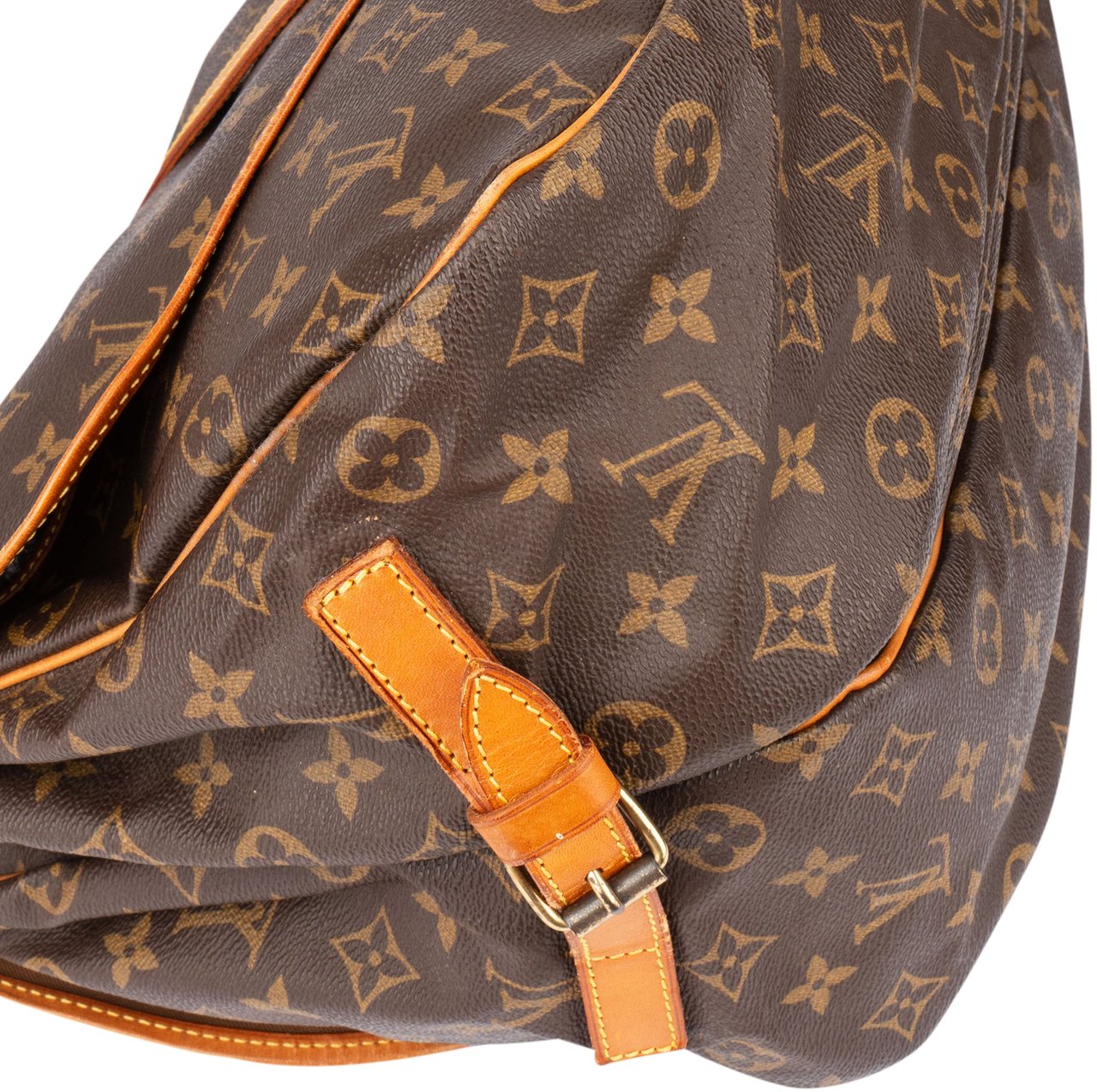 Louis Vuitton Louis Vuitton Canvas Monogram Saumur 35 Crossbody Bag Bruin