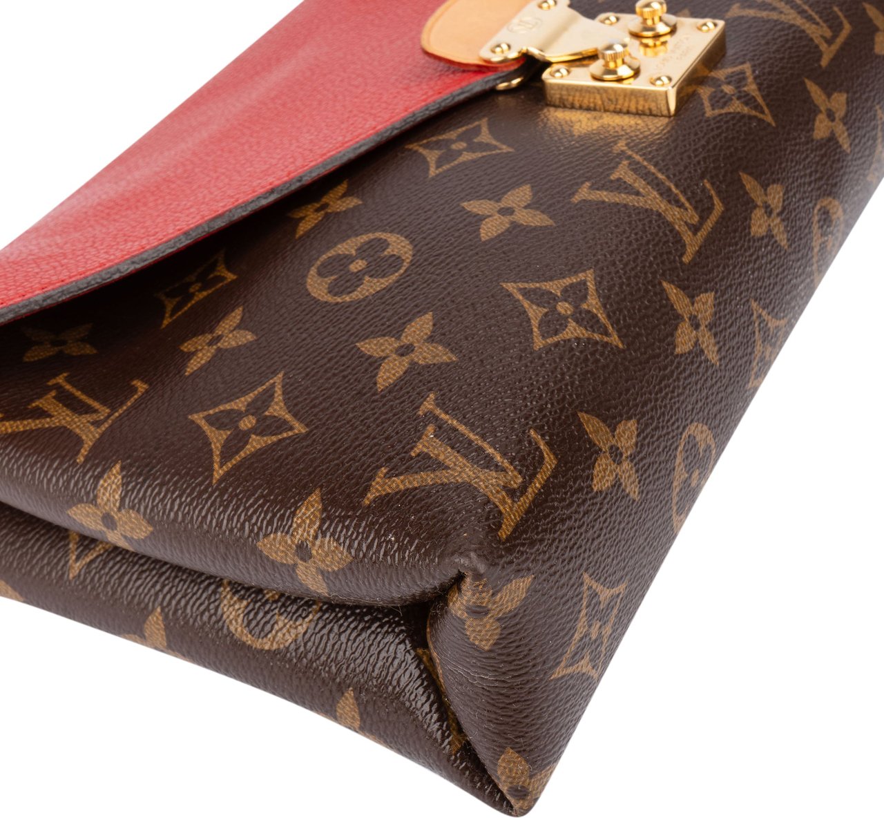 Louis Vuitton Louis Vuitton Canvas Monogram Pallas Chain Crossbody Bag Bruin