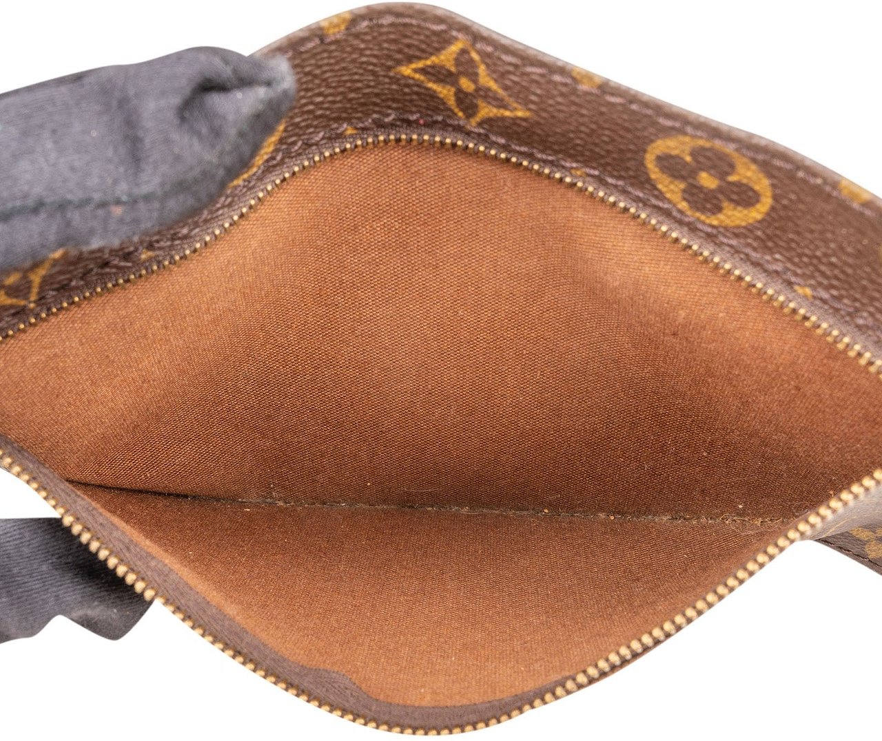 Louis Vuitton Canvas Monogram Randonnee Clip Clutch Bruin