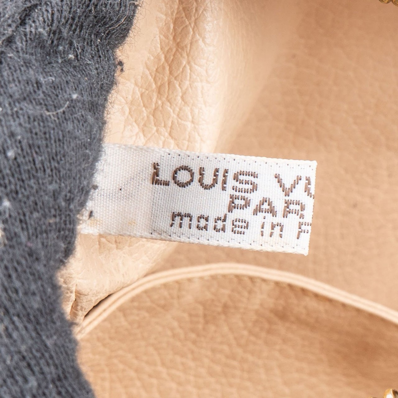 Louis Vuitton Monogram Canvas Trousse Toilette 28 Clutch Bruin