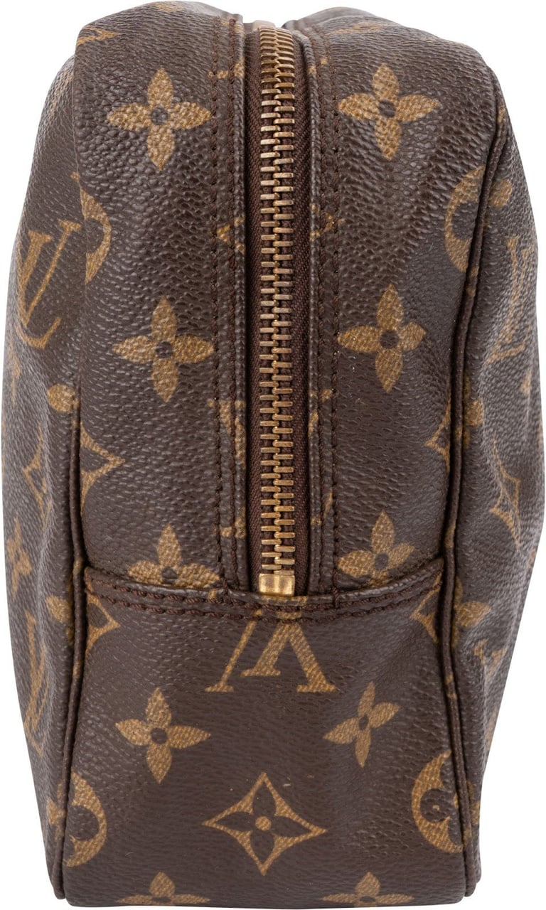 Louis Vuitton Monogram Canvas Trousse Toilette 28 Clutch Bruin