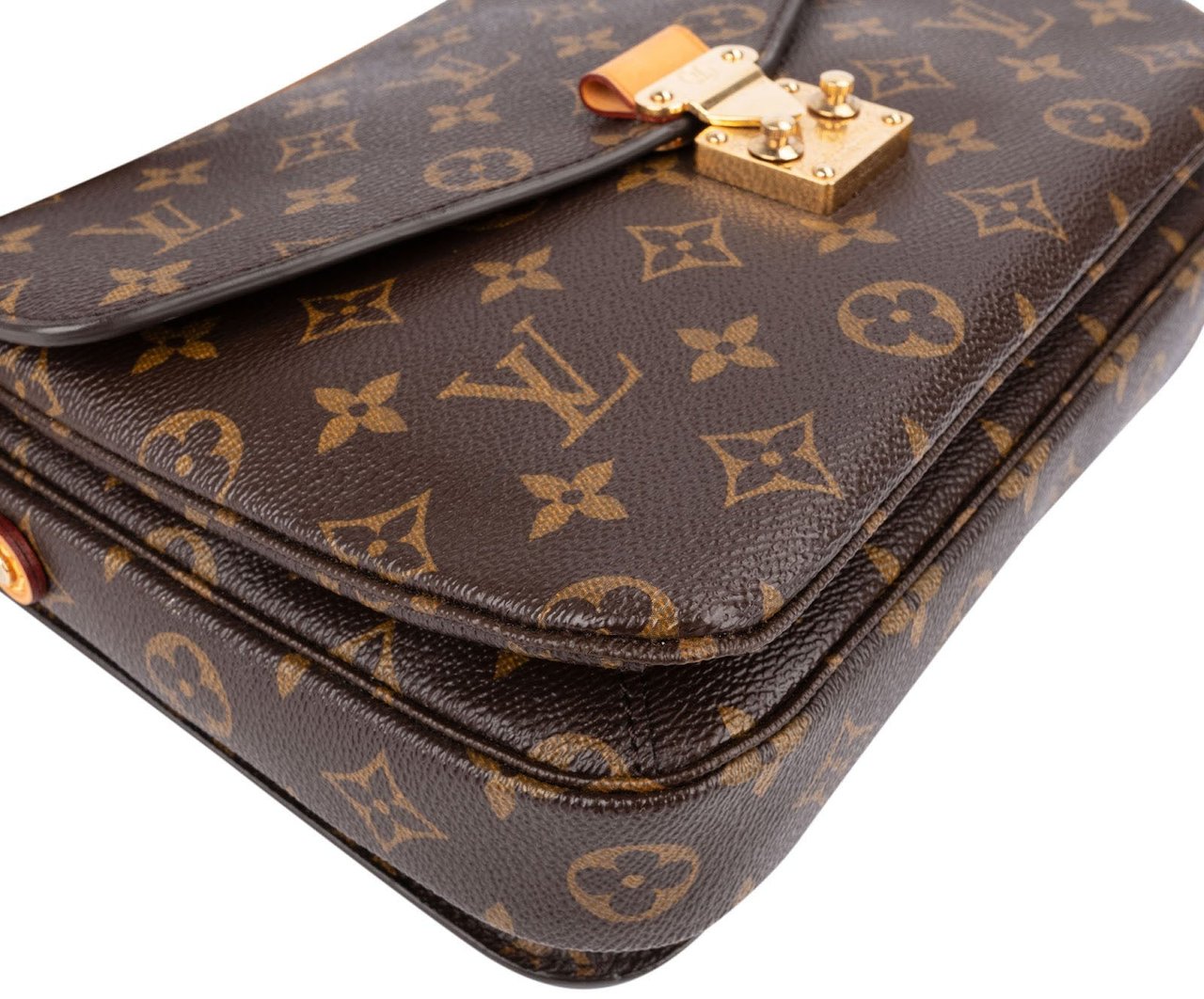 Louis Vuitton Monogram Canvas Métis Crossbody Handbag Bruin