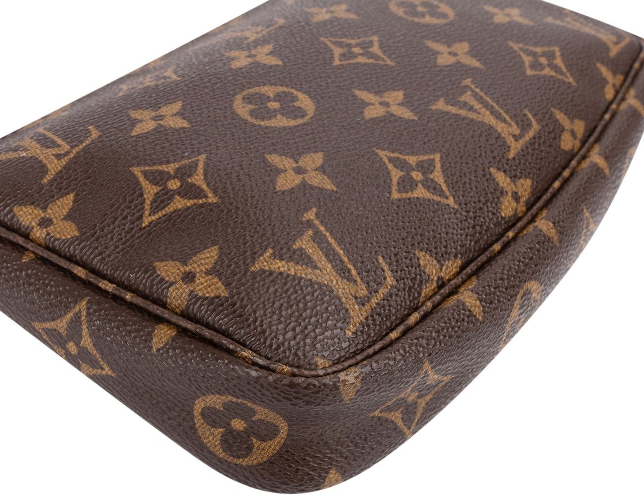 Louis Vuitton Monogram Canvas Pochette Accessoires Handbag Bruin
