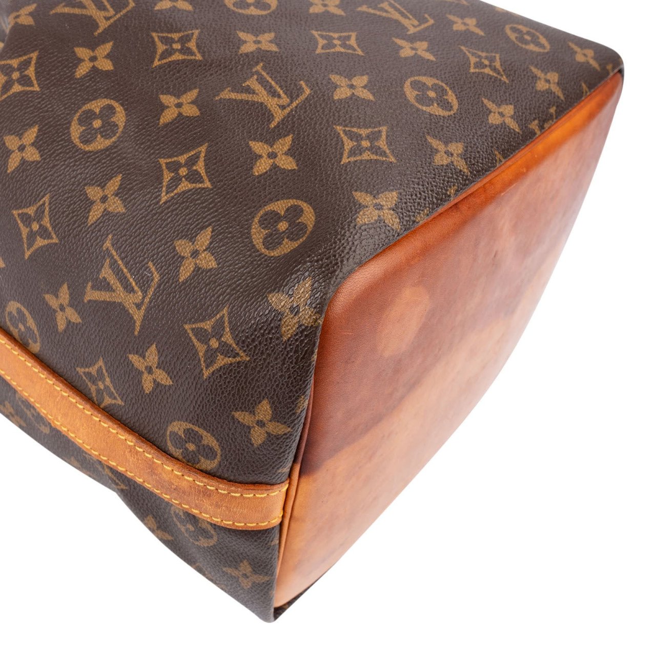 Louis Vuitton Monogram Canvas Sac Noé Petit Shoulder Bag Bruin