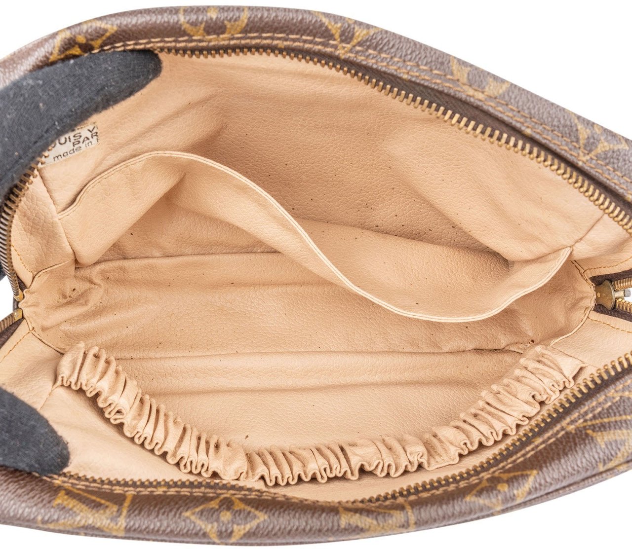 Louis Vuitton Monogram Canvas Trousse Toilette 23 Clutch Bruin