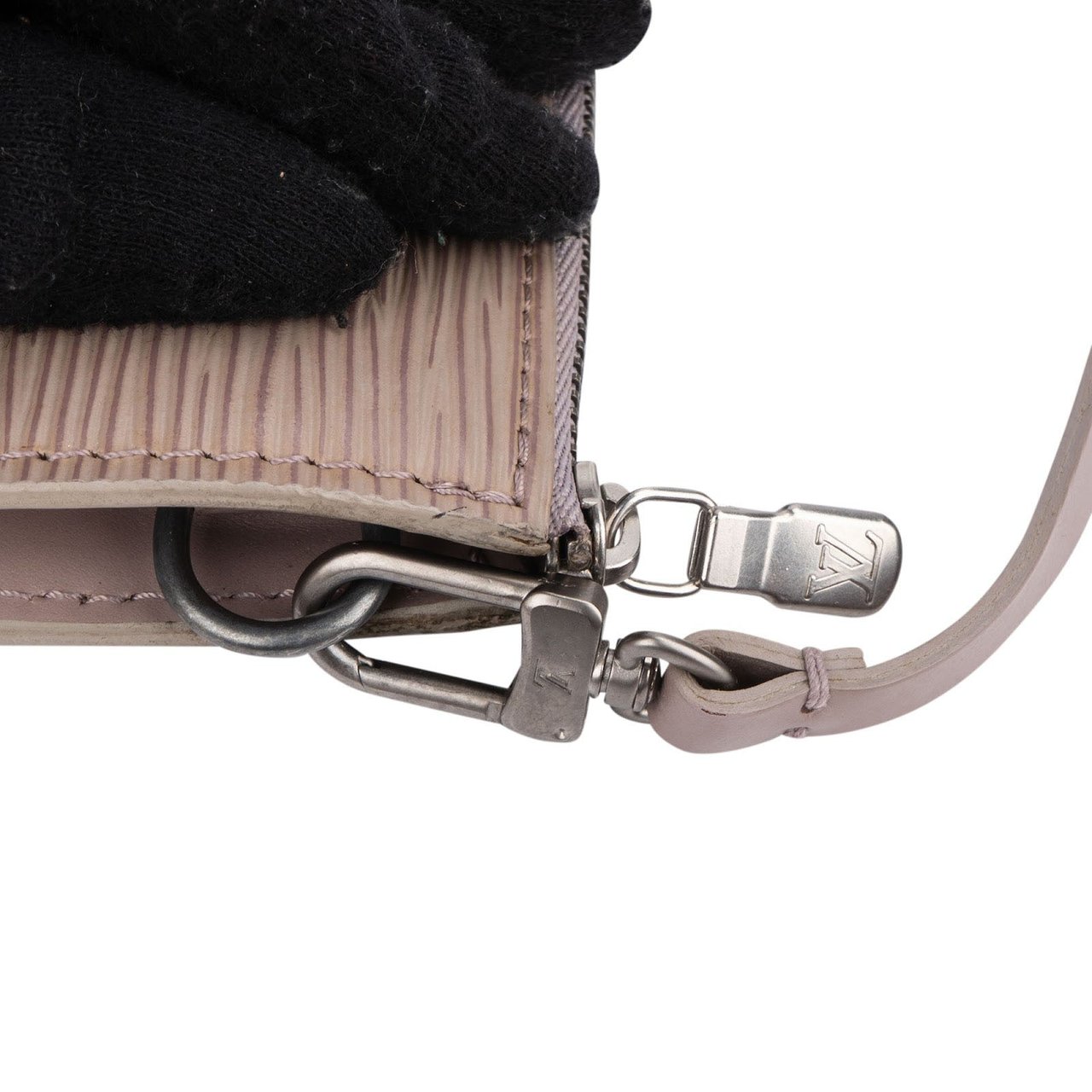Louis Vuitton Lilac Epi Leather Pochette Accessoires Handbag Roze
