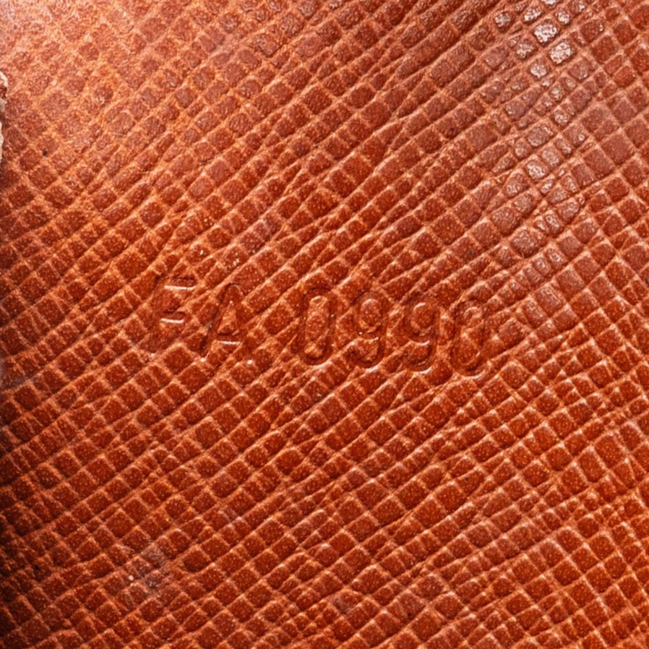 Louis Vuitton Monogram Canvas Passport Cover Card Holder Bruin