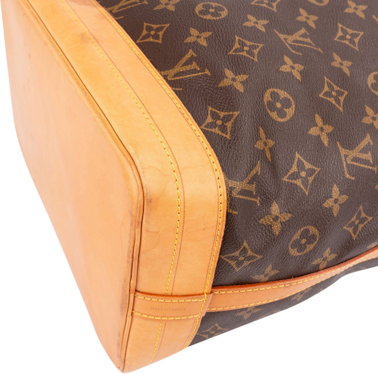Louis Vuitton Monogram Canvas Sac Noé Grande Shoulder Bag Bruin