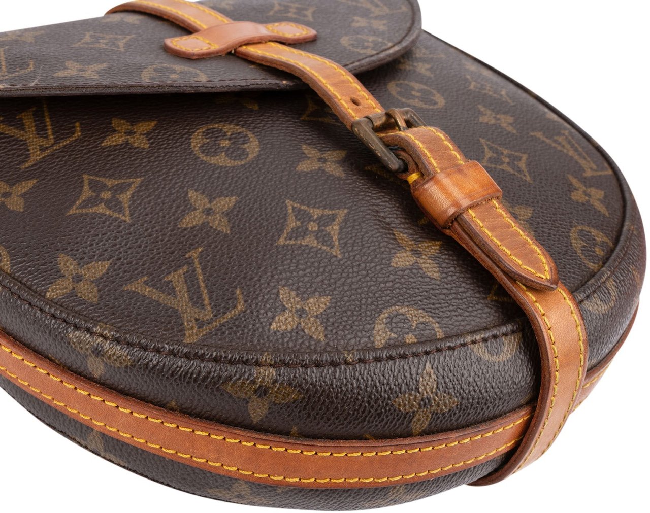 Louis Vuitton Monogram Canvas Chantilly GM Crossbody Bag Bruin