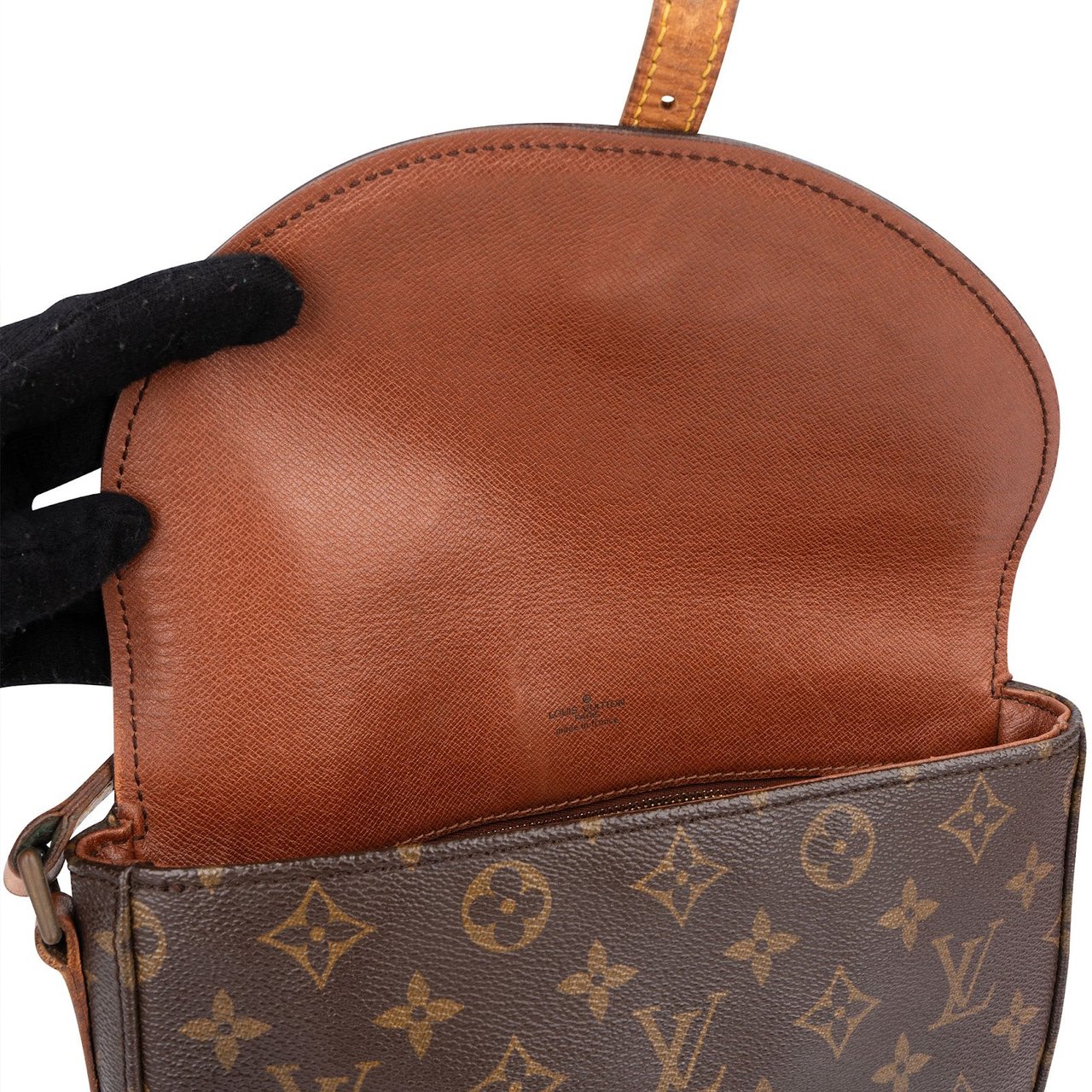 Louis Vuitton Monogram Canvas Chantilly GM Crossbody Bag Bruin
