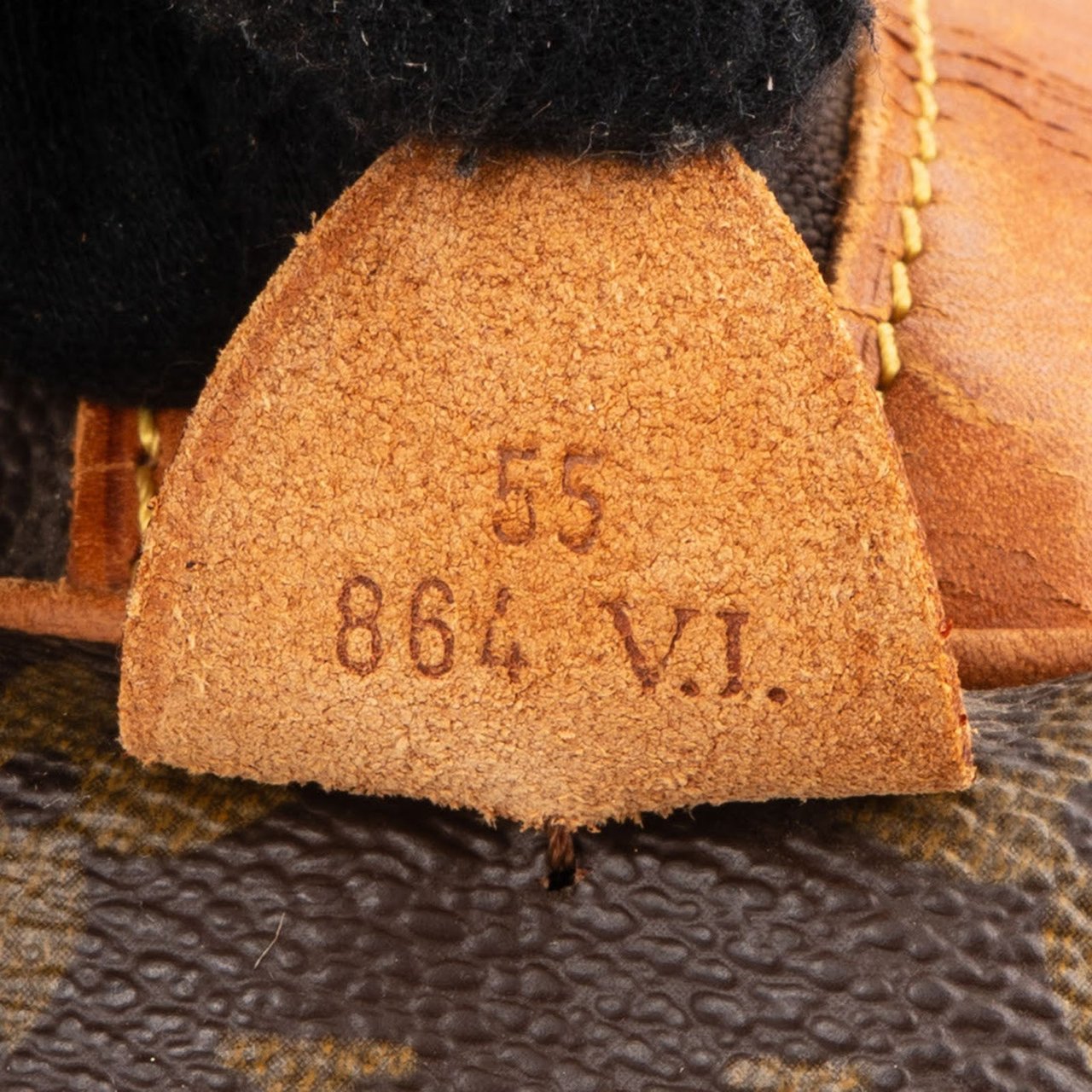 Louis Vuitton Monogram Canvas Sac Souple 55 Travel Bag Bruin