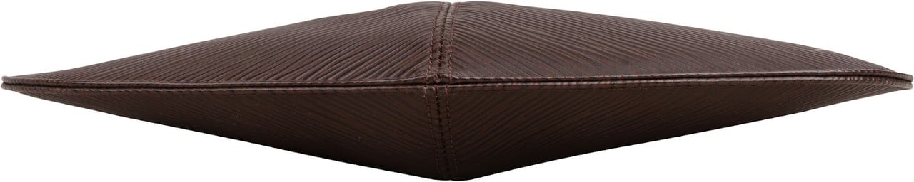 Louis Vuitton Brun Epi Leather Demi Lune Shoulder Bag Bruin