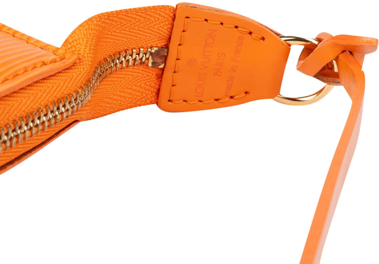 Louis Vuitton Orange Epi Leather Pochette Accessoire Handbag Oranje