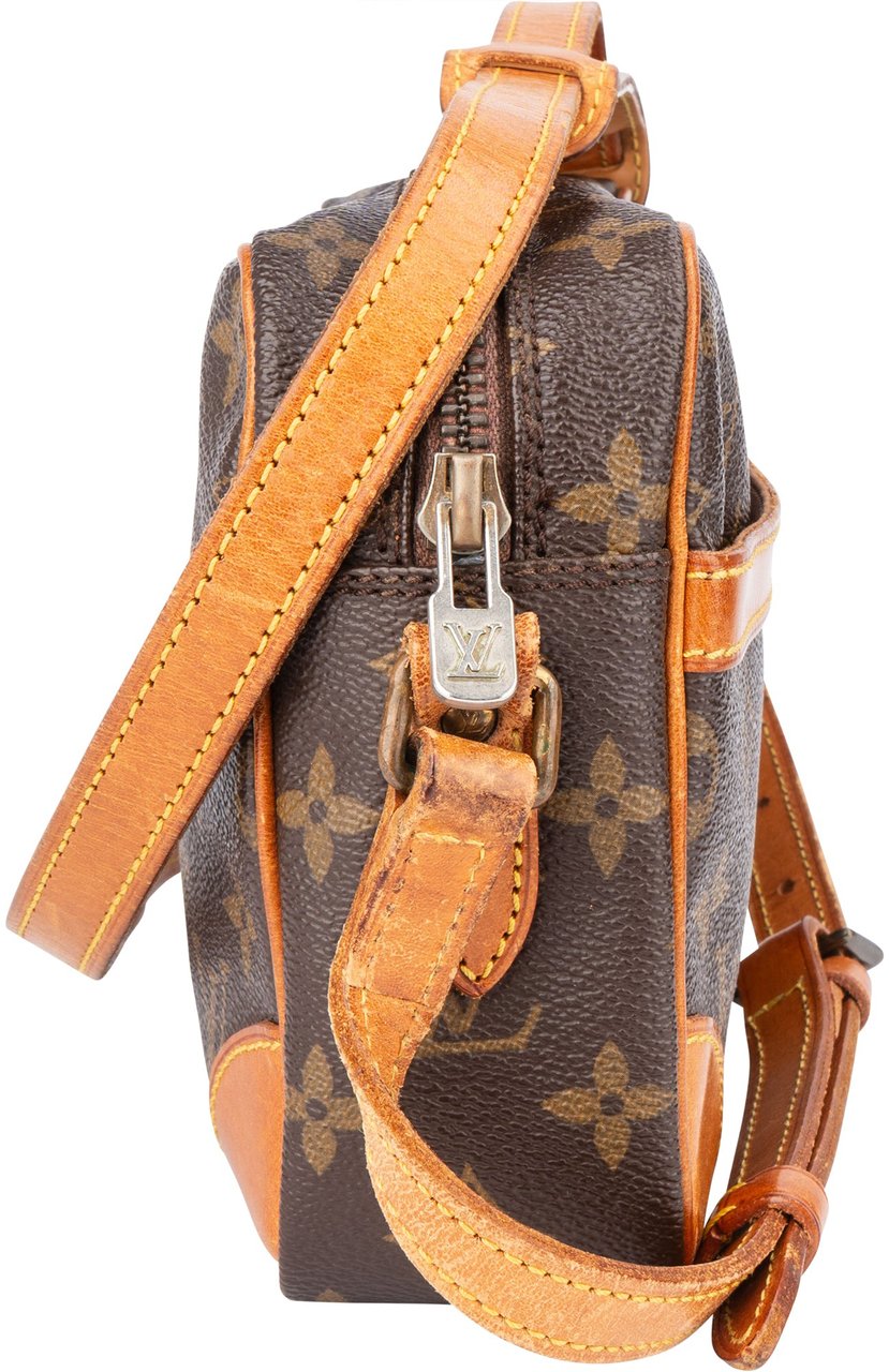 Louis Vuitton Louis Vuitton Canvas Monogram Trocadero 23 Crossbody Bag Bruin