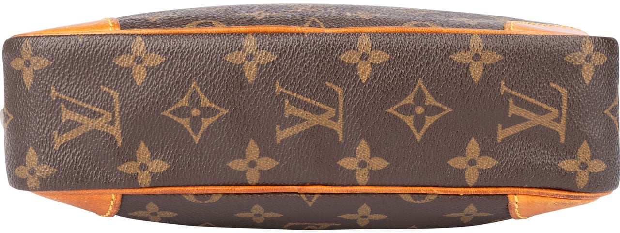 Louis Vuitton Louis Vuitton Canvas Monogram Trocadero 23 Crossbody Bag Bruin