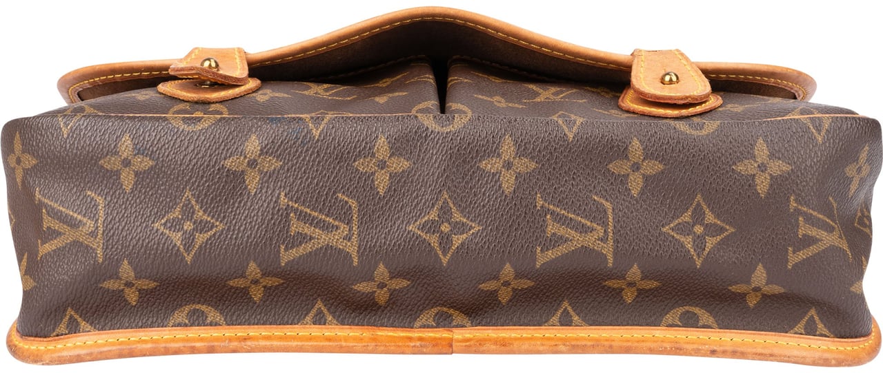 Louis Vuitton Louis Vuitton Canvas Monogram Gibeciere MM Crossbody Bag Bruin