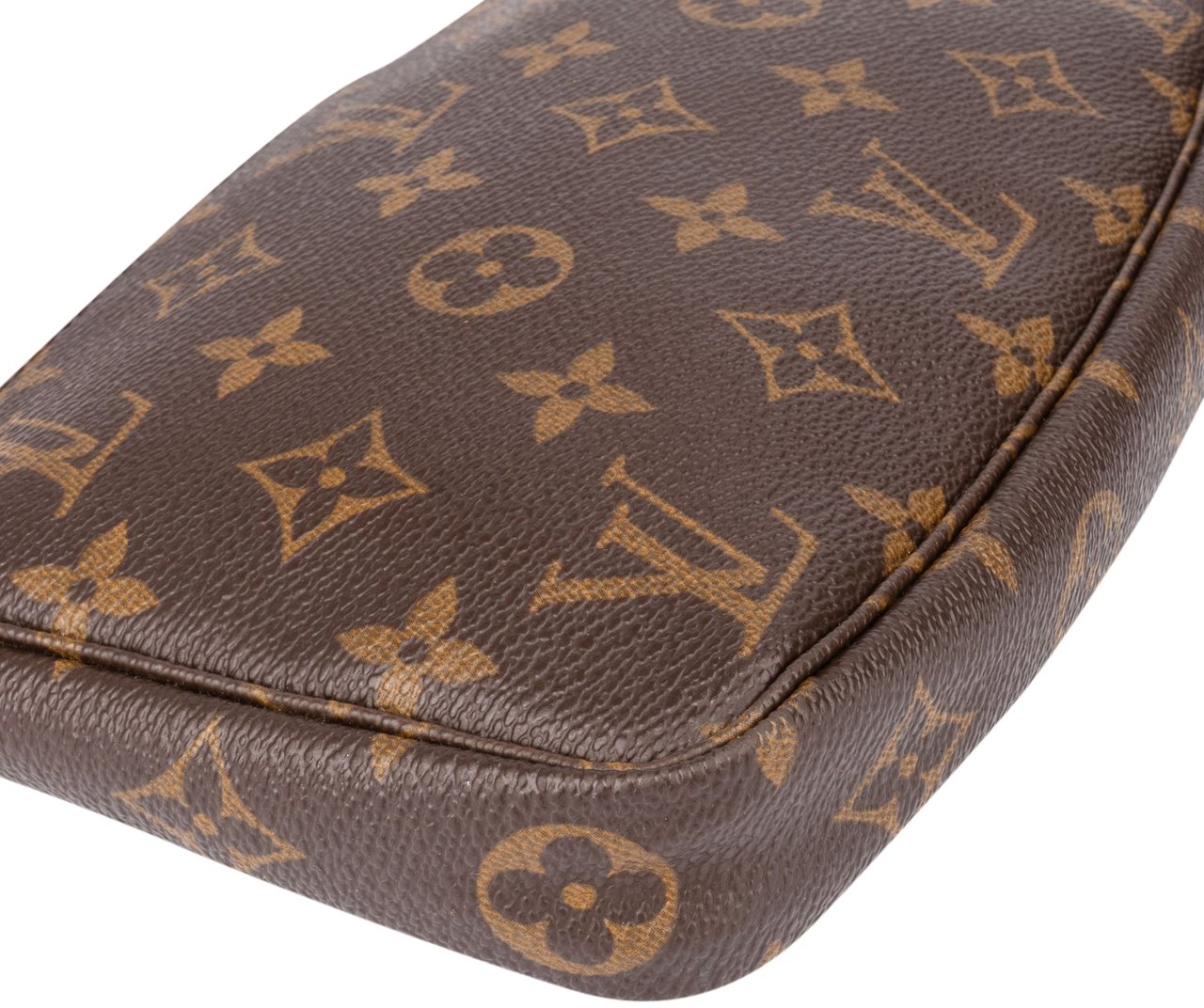 Louis Vuitton Louis Vuitton Canvas Monogram Pochette Accessoire Handbag Bruin