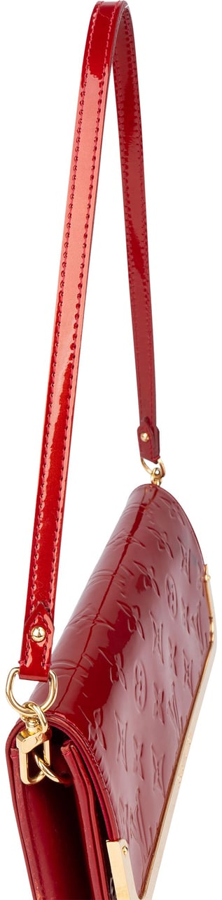 Louis Vuitton Louis Vuitton Pomme D´Amour Vernis Monogram Rossmore MM Shoulder Bag Rood