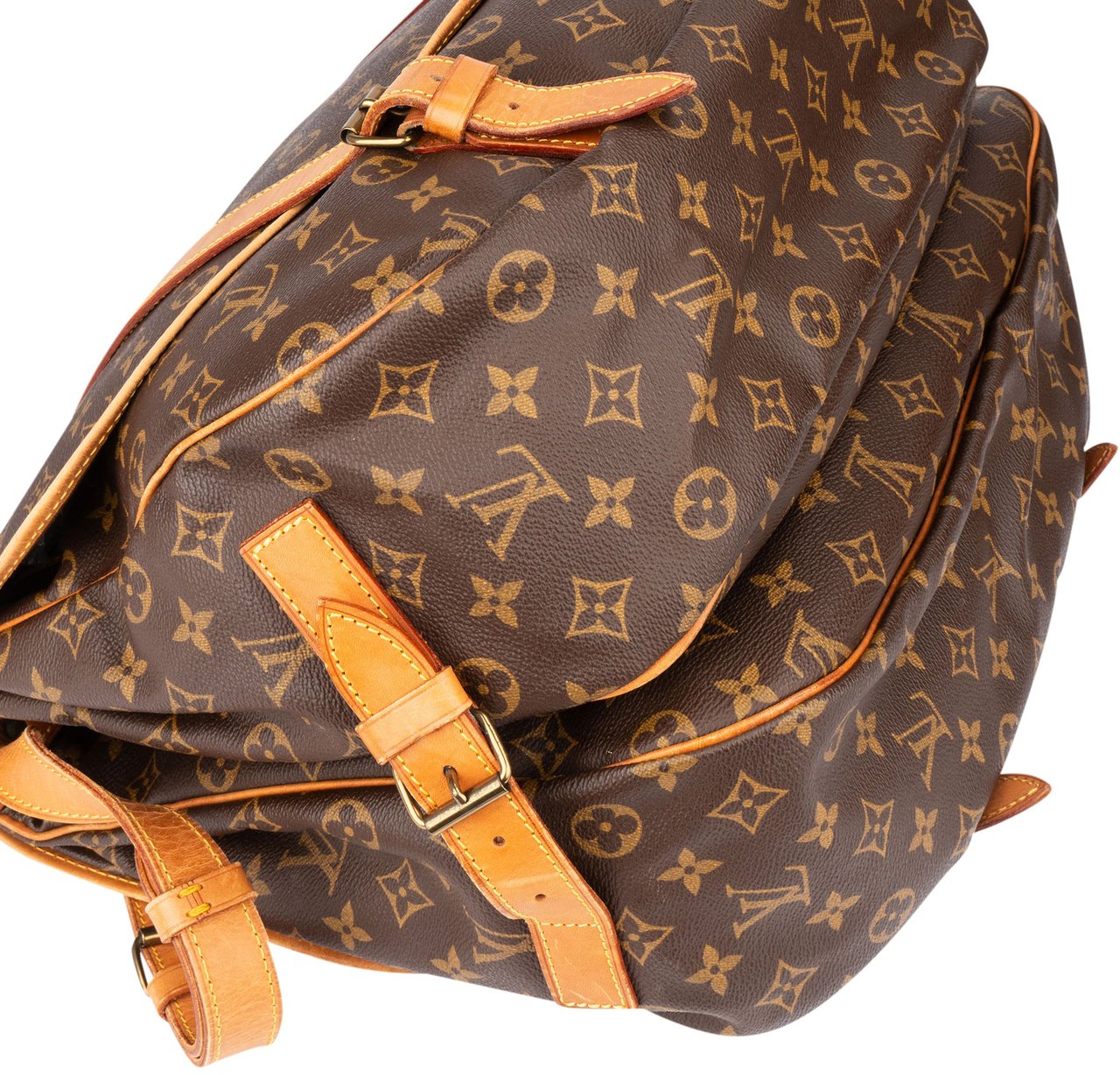 Louis Vuitton Louis Vuitton Canvas Monogram Saumur 43 Crossbody Bag Bruin