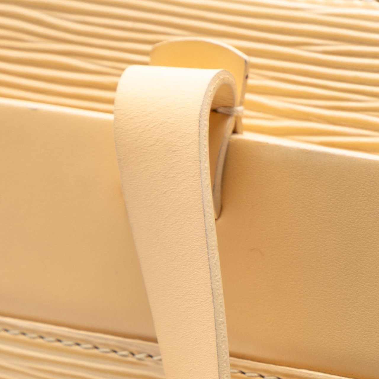 Louis Vuitton Epi Croisette GM Geel