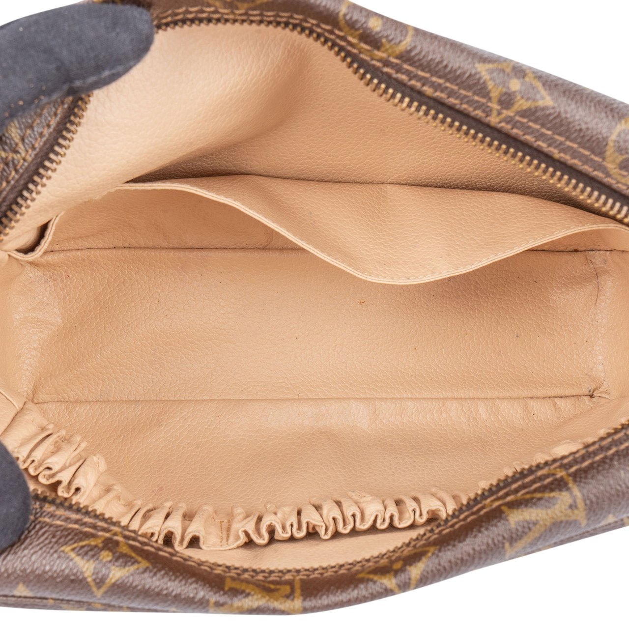 Louis Vuitton Louis Vuitton Canvas Monogram Trousse Toilette 28 Clutch Divers