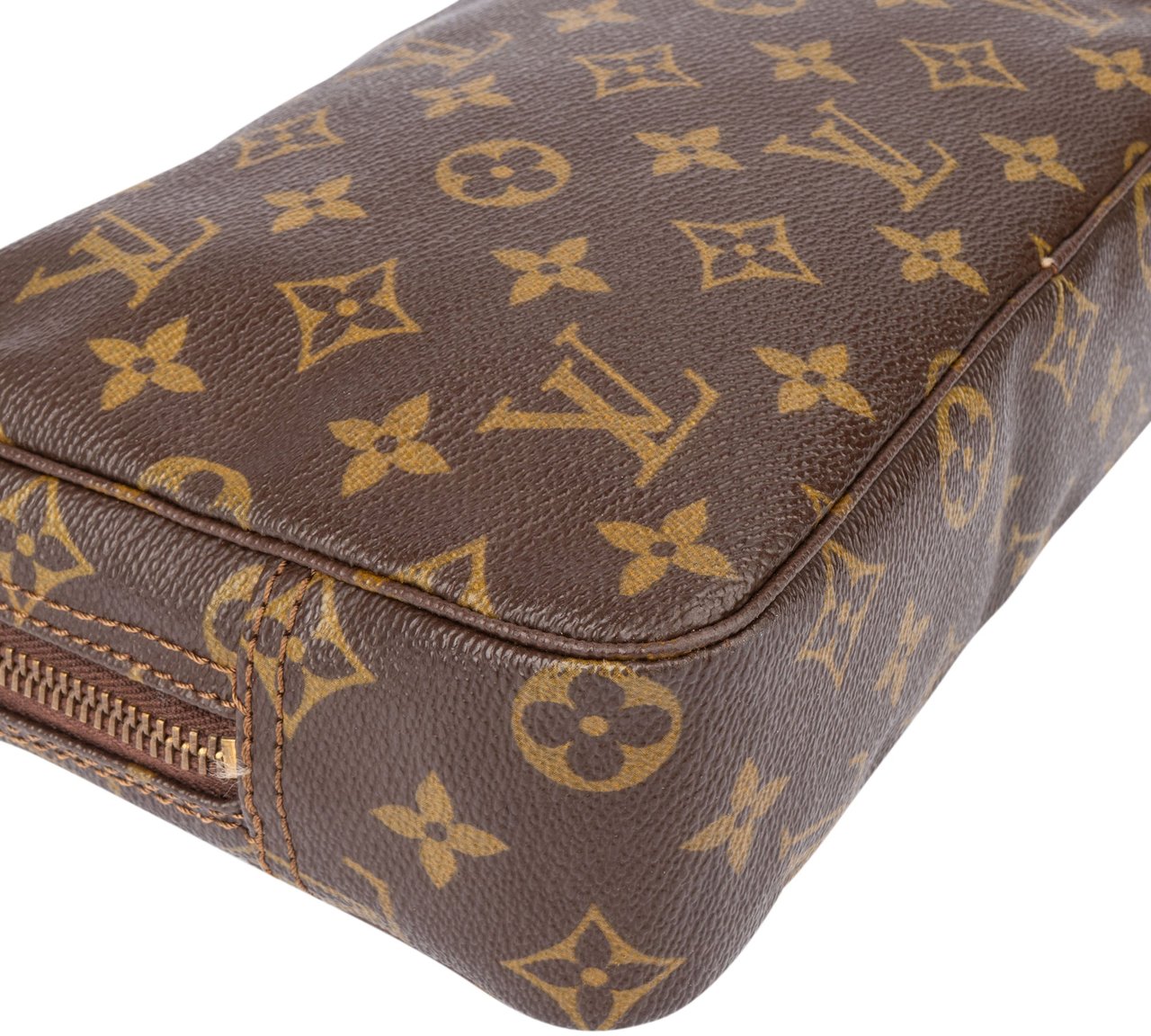 Louis Vuitton Canvas Monogram Trousse Toilette 23 Clutch Bruin