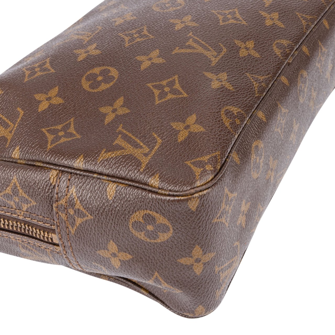 Louis Vuitton Louis Vuitton Canvas Monogram Trousse Toilette 28 Clutch Bruin