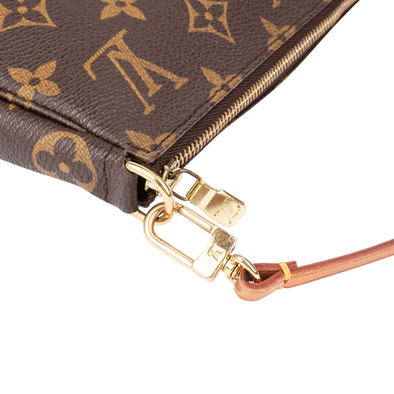 Louis Vuitton Louis Vuitton Canvas Monogram Pochette Accessoire Handbag Bruin