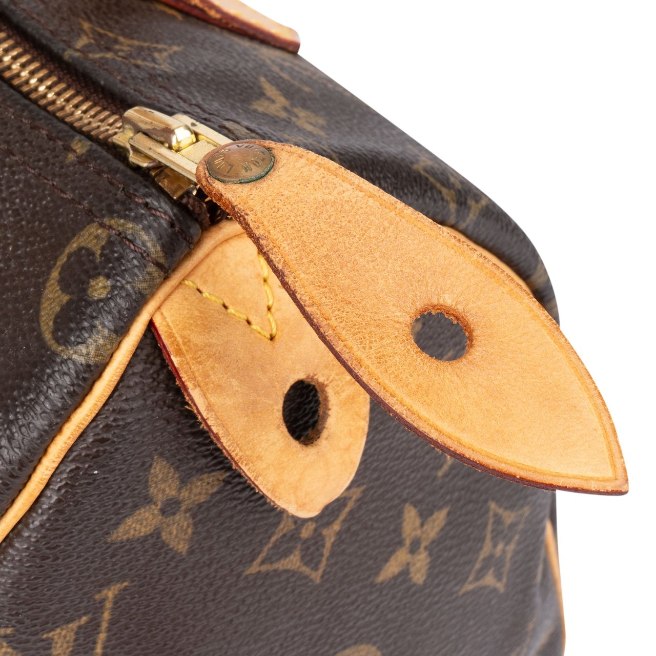 Louis Vuitton Louis Vuitton Canvas Monogram Speedy 25 Handbag Bruin
